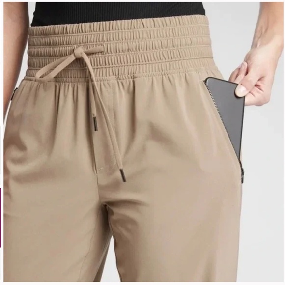 ATHLETA Camden Jogger Pant Brownstone Beige Size 16 - Picture 3 of 13